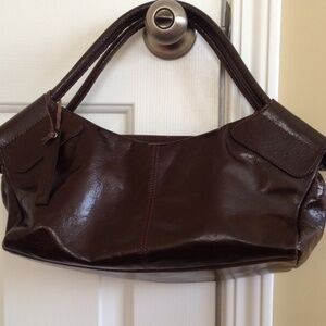 Really cute leather handbag.